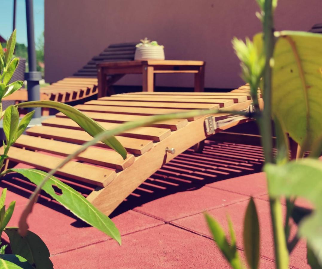 Apartman Urban Nature Otočac Zewnętrze zdjęcie